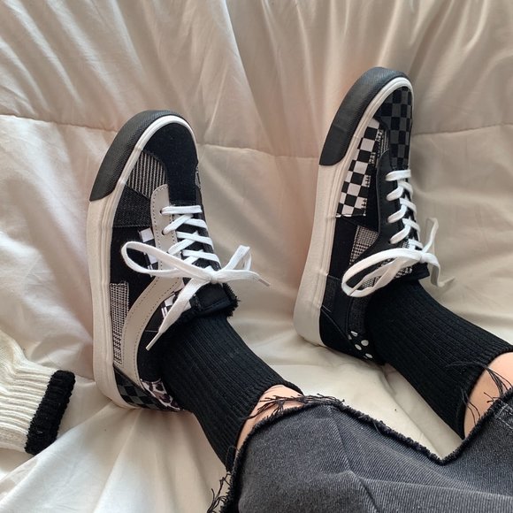 Hot sneakers of the season! main image 12